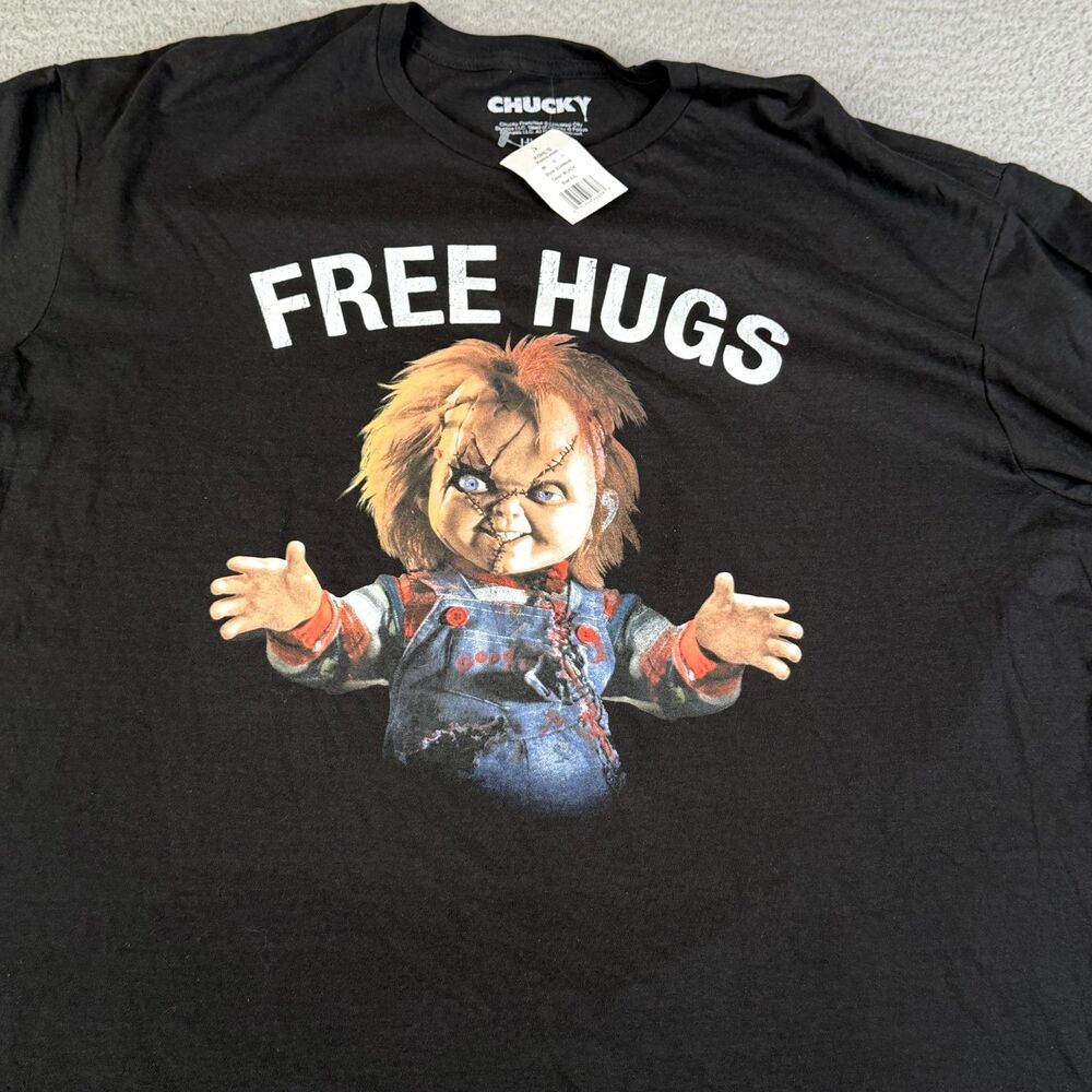 Chucky T Shirt 2XL Black Free Hugs Horror Movie Graphic Tee Slasher Halloween